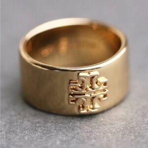 Tory Burch Wide Logo Dome Ring in Gold - Size 8